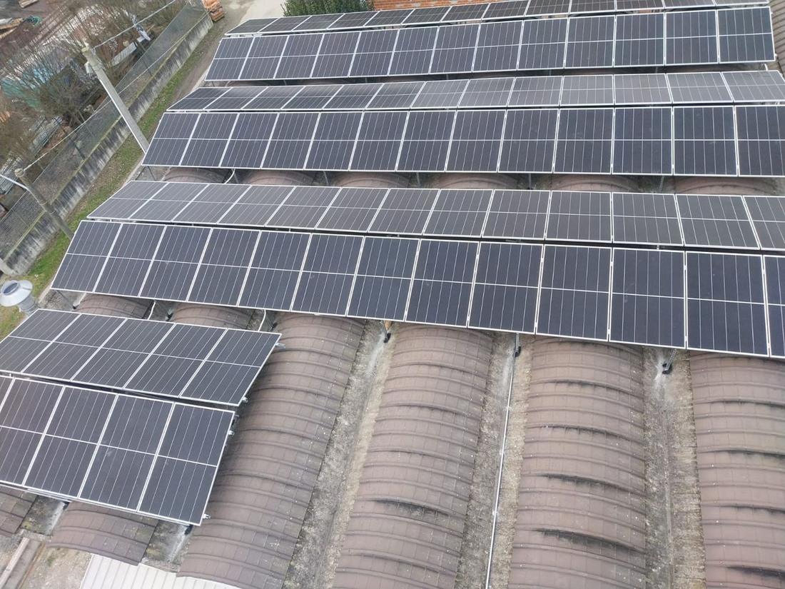 Impianto fotovoltaico su capannone produttivo 60 kWp a Gabbiano